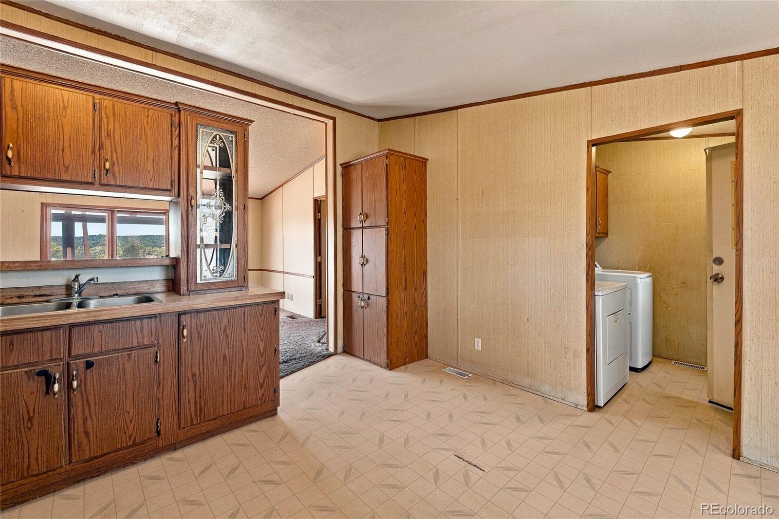 MLS Image #10 for 620 w 2nd street,walsenburg, Colorado
