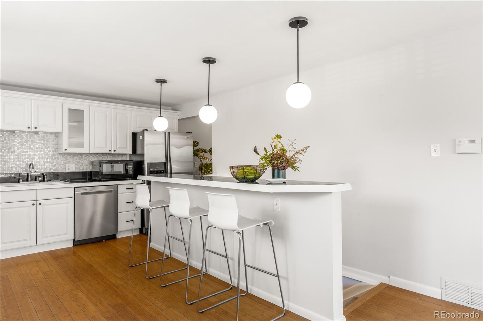 MLS Image #13 for 807 w 4th avenue,denver, Colorado
