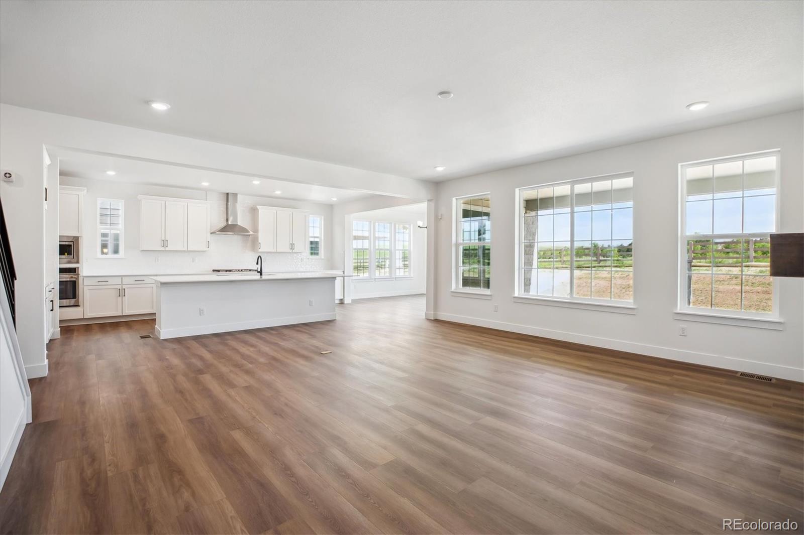 MLS Image #5 for 8605  yellowcress street,littleton, Colorado
