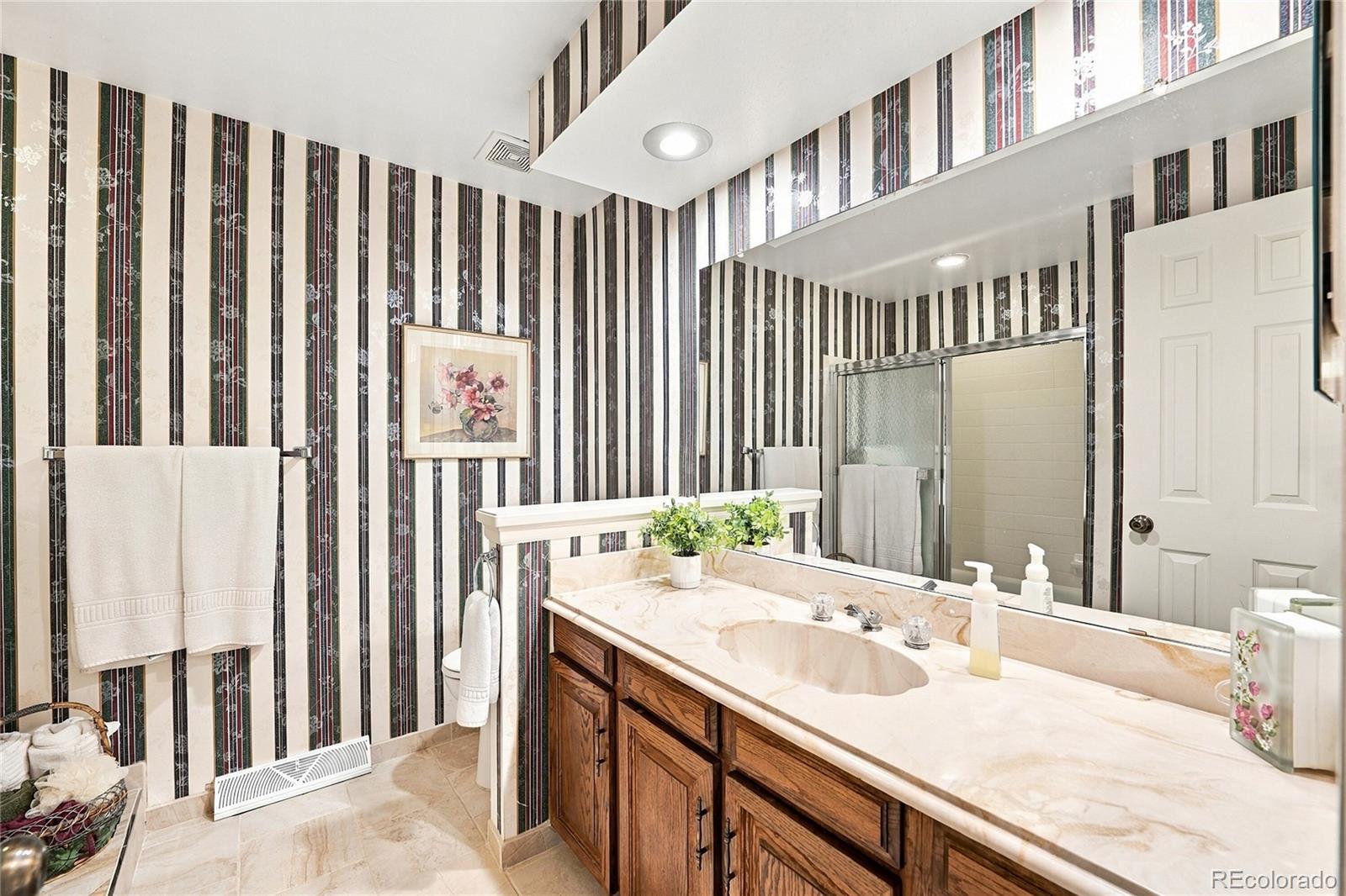 MLS Image #27 for 4987 e lake avenue,centennial, Colorado