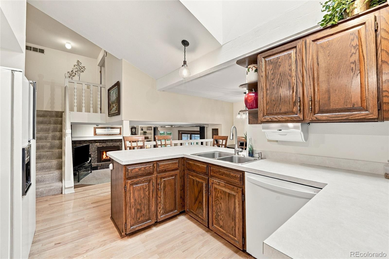 MLS Image #6 for 4987 e lake avenue,centennial, Colorado