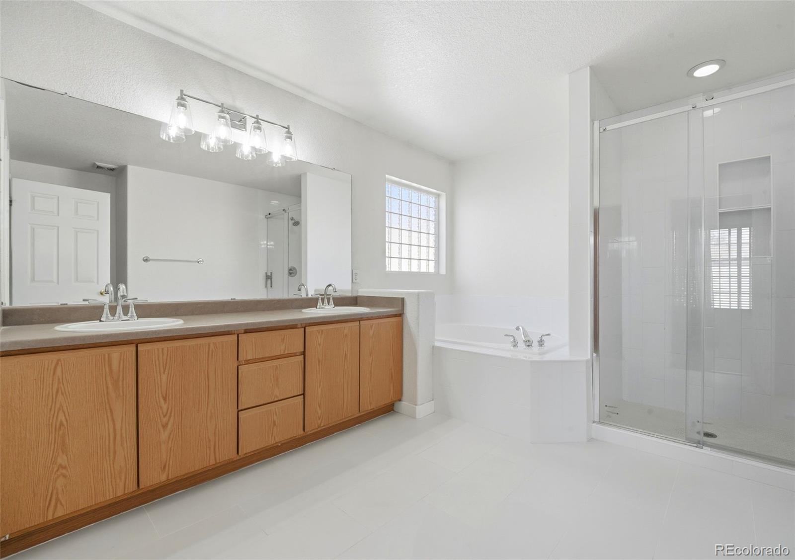 MLS Image #15 for 20000  mitchell place,denver, Colorado