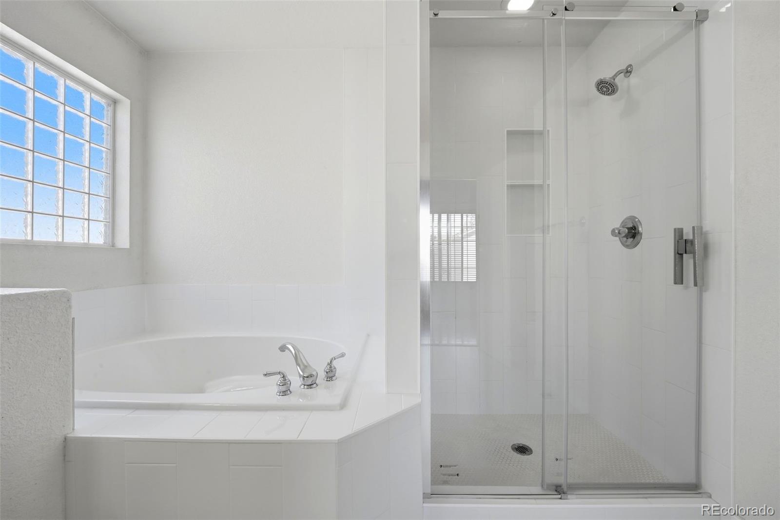 MLS Image #17 for 20000  mitchell place,denver, Colorado
