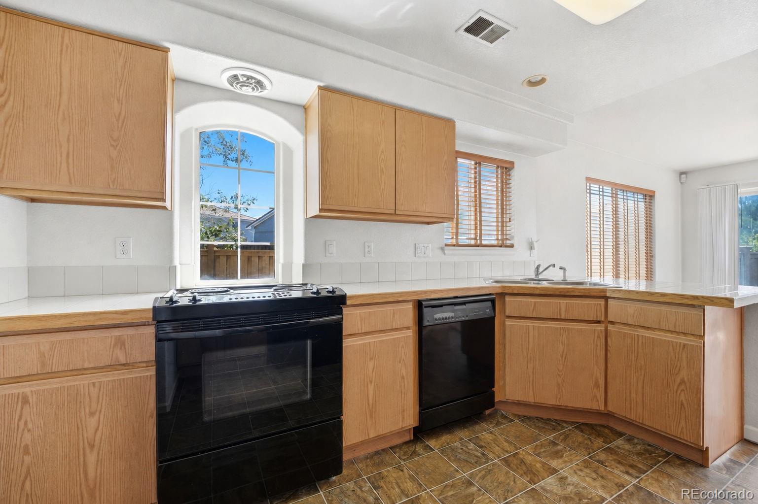 MLS Image #9 for 20000  mitchell place,denver, Colorado