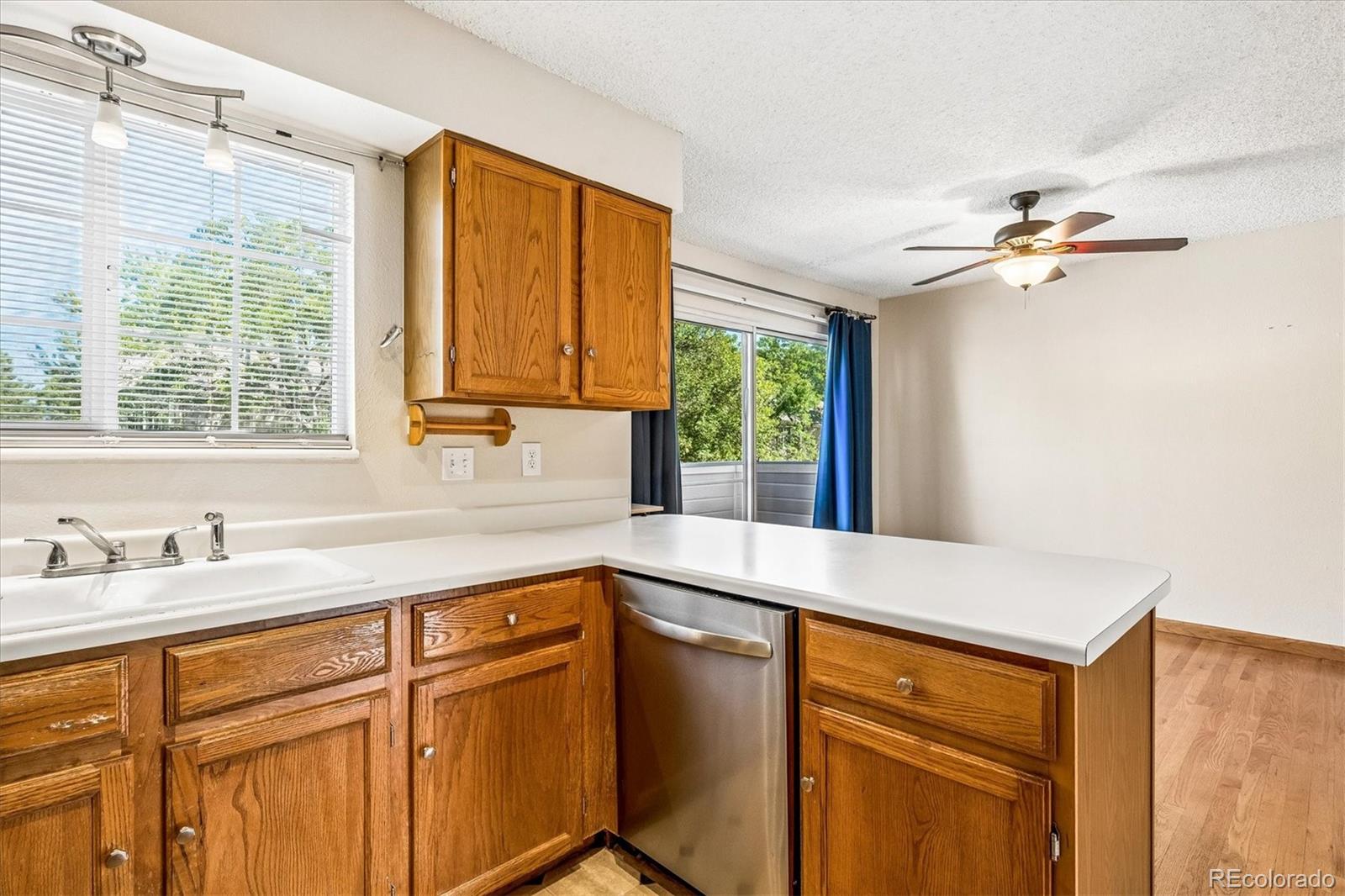 MLS Image #10 for 11145 w 17th avenue,lakewood, Colorado