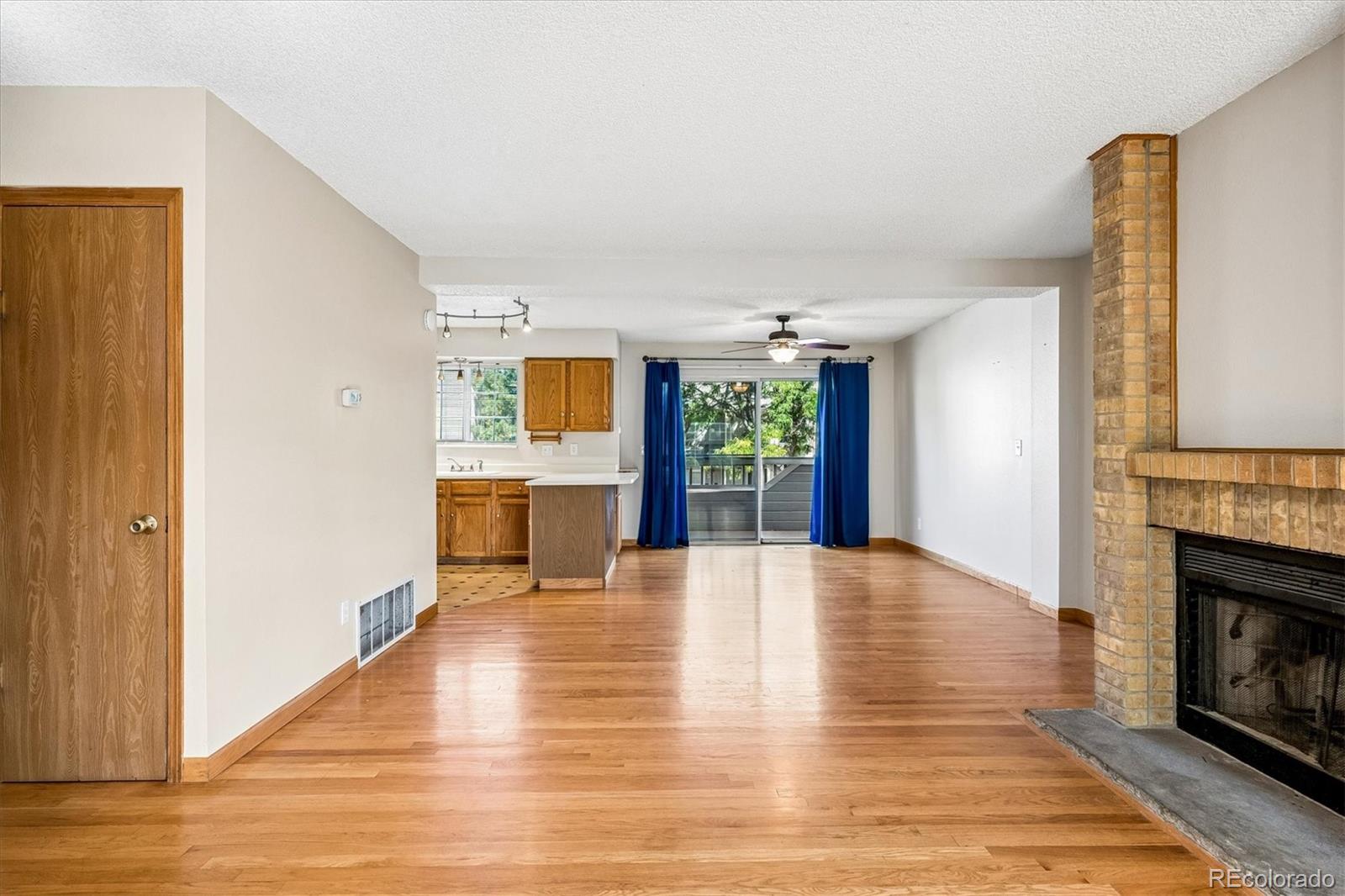 MLS Image #4 for 11145 w 17th avenue,lakewood, Colorado