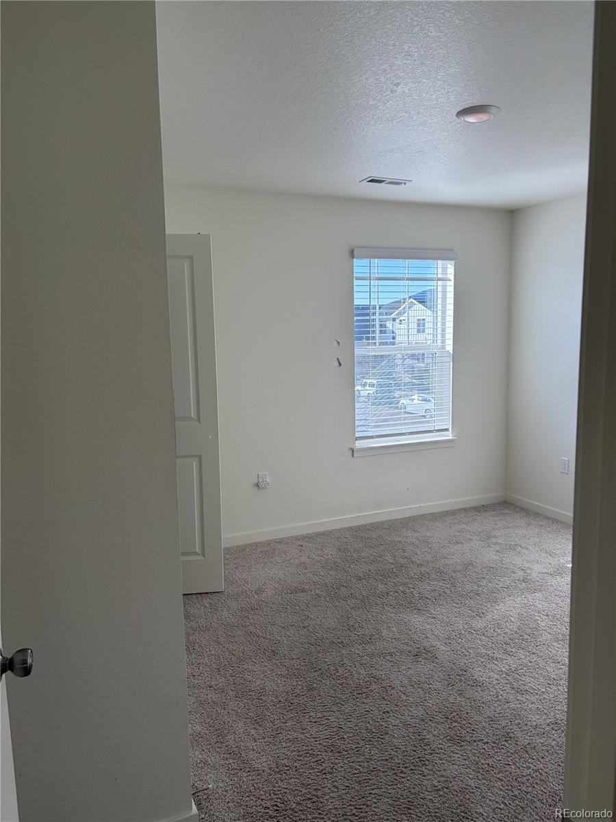 MLS Image #10 for 49 n waterloo street,aurora, Colorado
