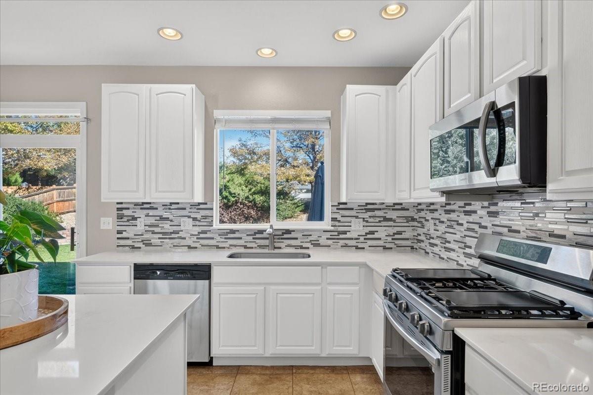 MLS Image #10 for 11346  mesa verde way,parker, Colorado