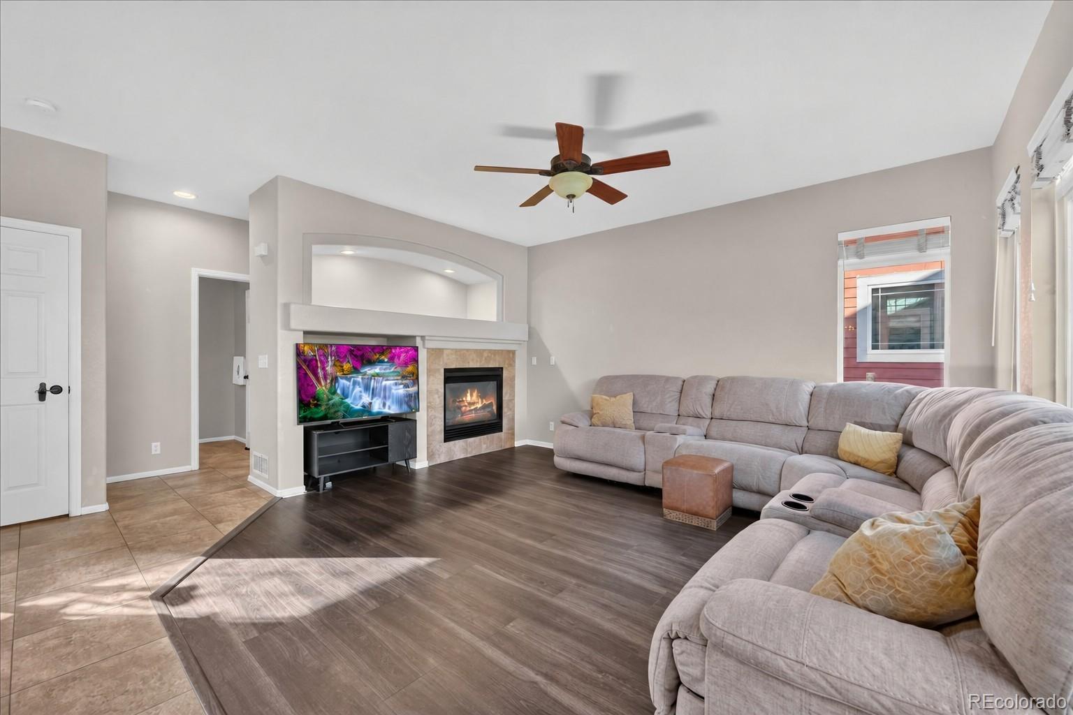 MLS Image #14 for 11346  mesa verde way,parker, Colorado