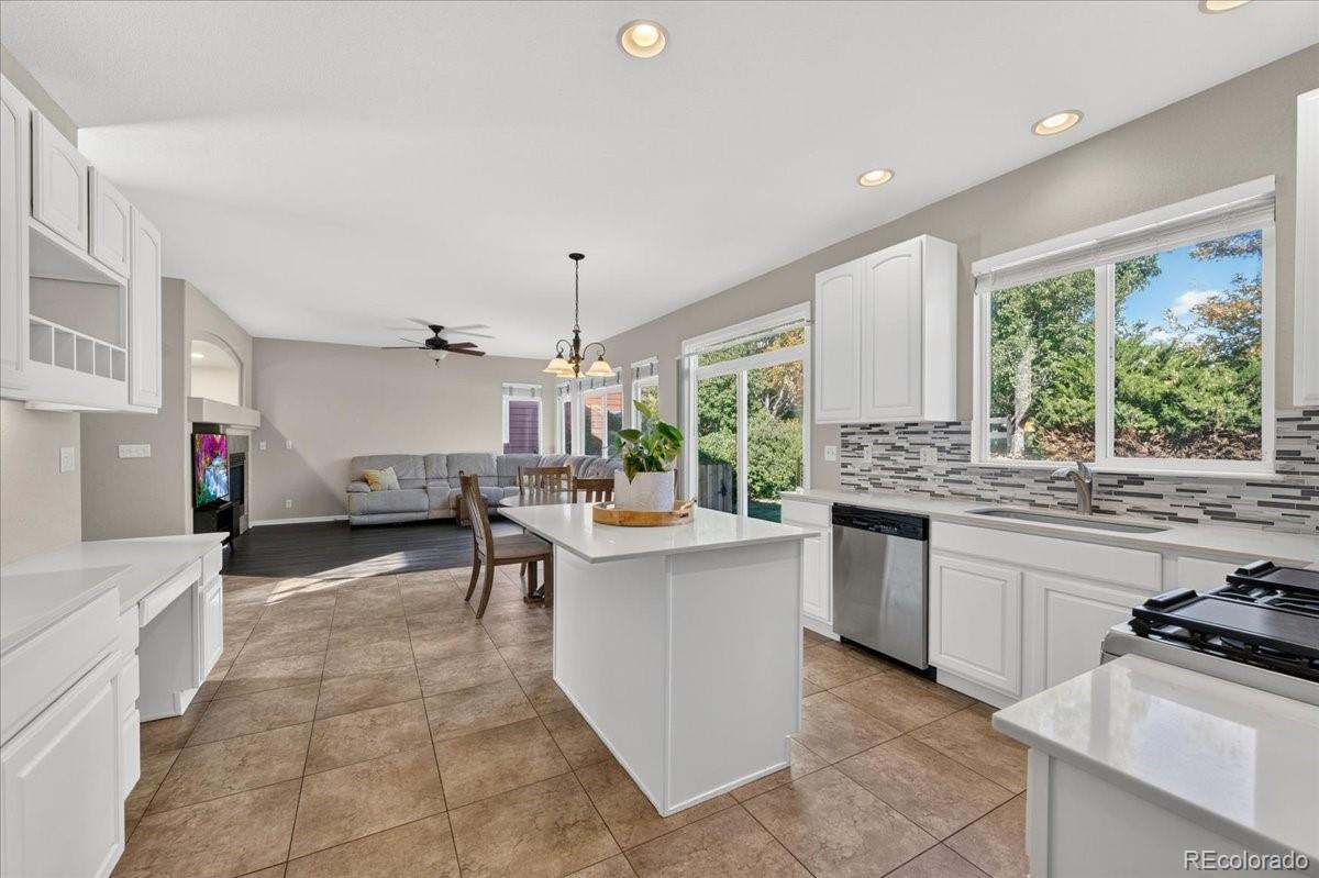 MLS Image #9 for 11346  mesa verde way,parker, Colorado