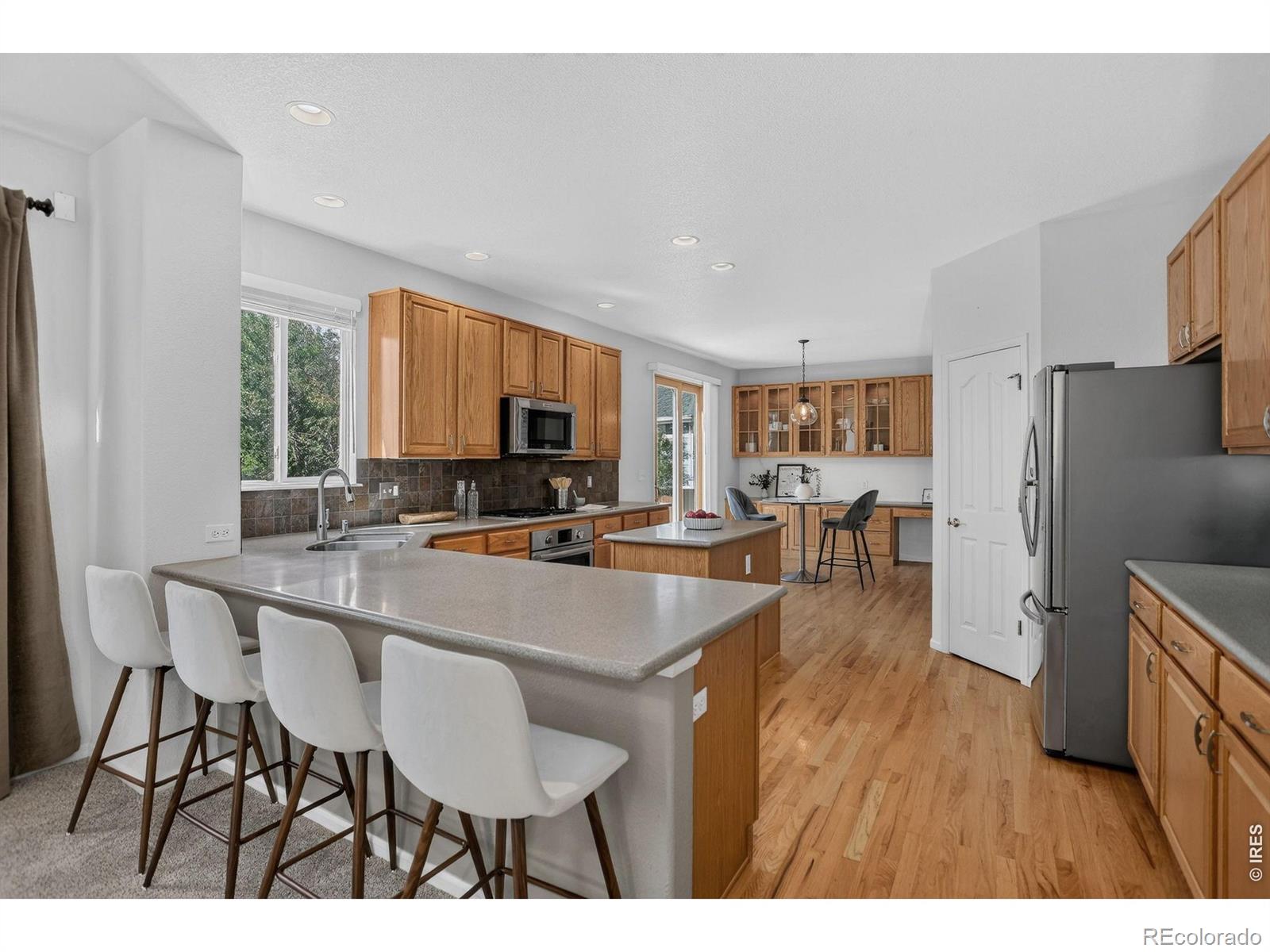 MLS Image #2 for 2009  glenarbor court,longmont, Colorado