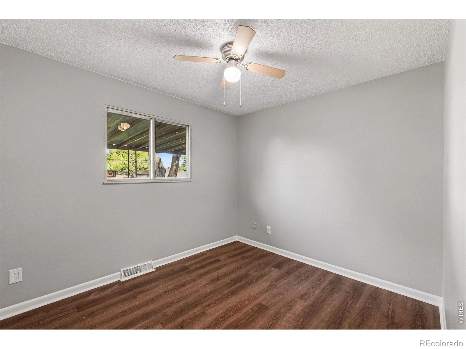 MLS Image #13 for 702  harp court,greeley, Colorado