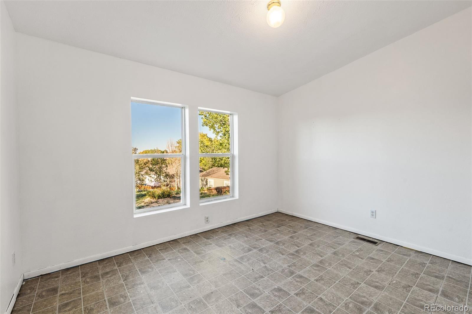MLS Image #18 for 5873 s quemoy circle,centennial, Colorado