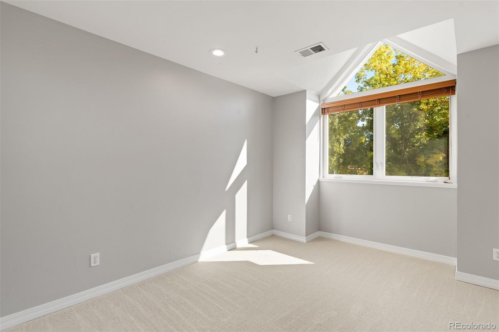 MLS Image #23 for 3045  ohm way,denver, Colorado