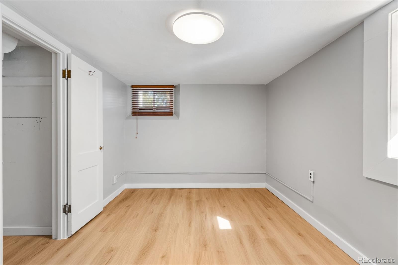 MLS Image #29 for 3045  ohm way,denver, Colorado