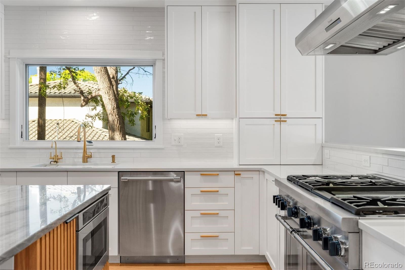 MLS Image #7 for 3045  ohm way,denver, Colorado