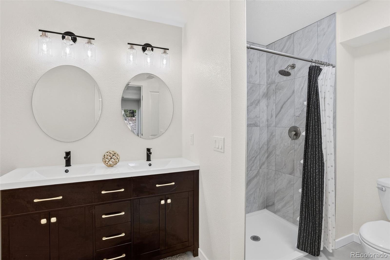 MLS Image #14 for 12118 e amherst circle,aurora, Colorado
