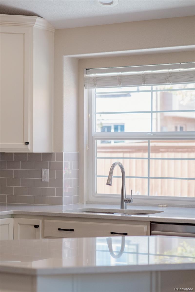 MLS Image #11 for 5023 s eaton park way,aurora, Colorado