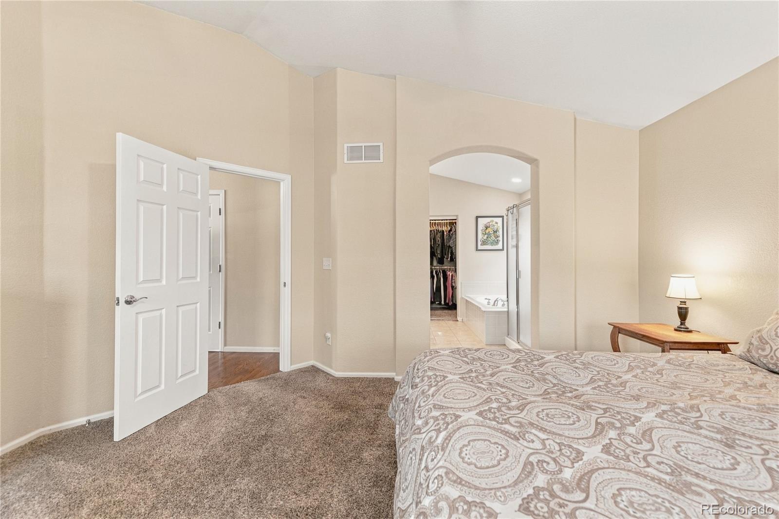MLS Image #14 for 5023 s eaton park way,aurora, Colorado