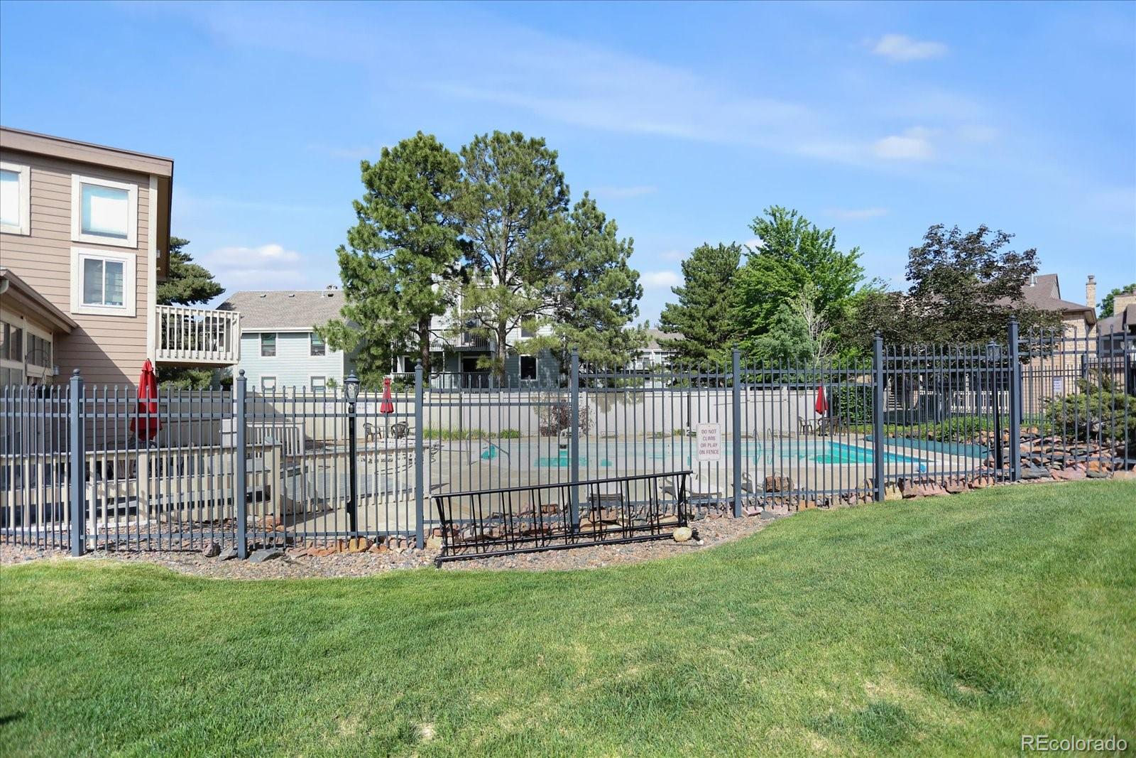 MLS Image #14 for 10263 e peakview avenue,englewood, Colorado