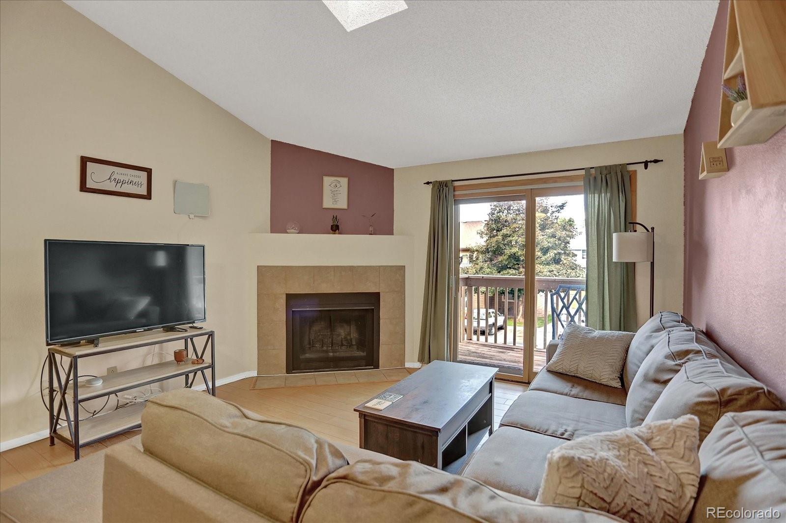 MLS Image #3 for 10263 e peakview avenue,englewood, Colorado