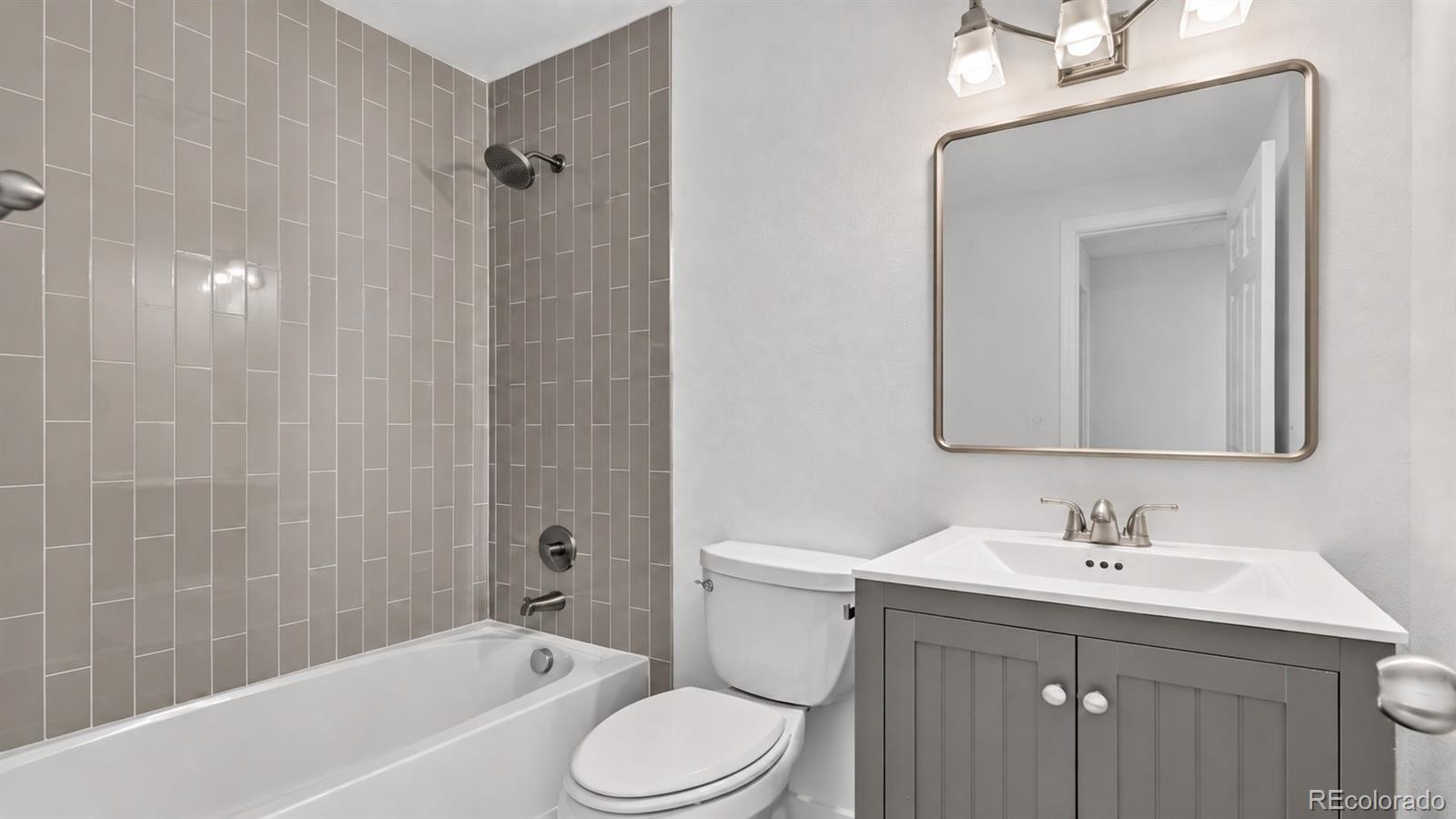 MLS Image #12 for 838 s rifle court,aurora, Colorado