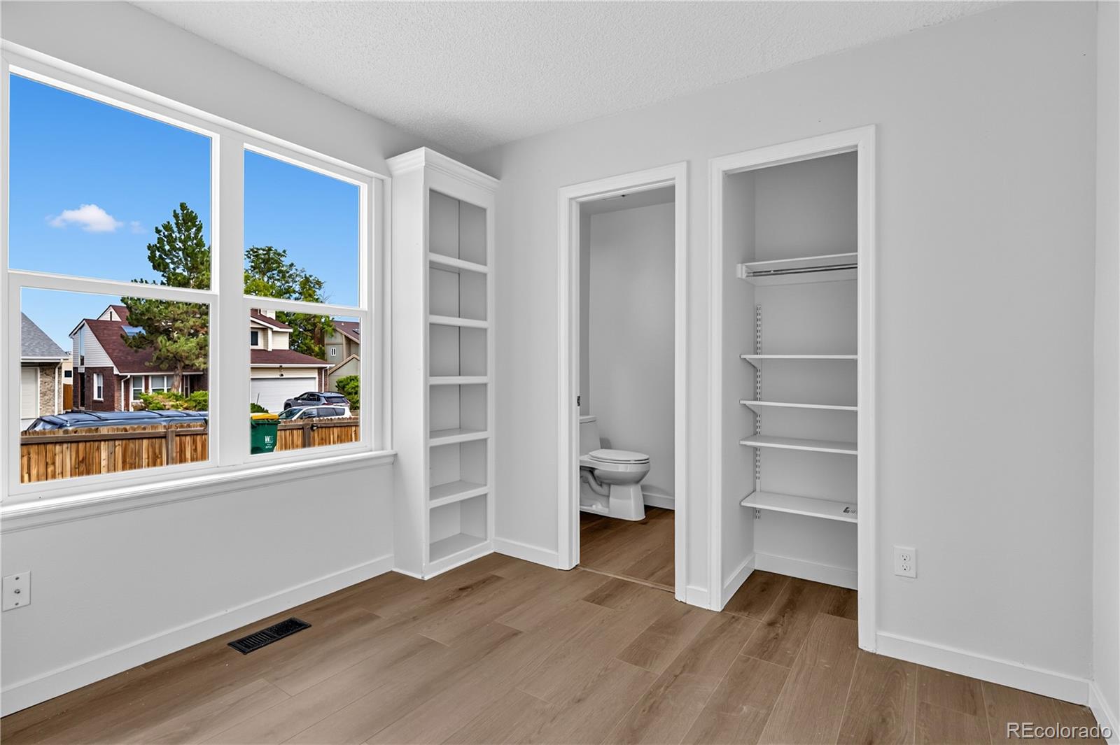 MLS Image #14 for 838 s rifle court,aurora, Colorado