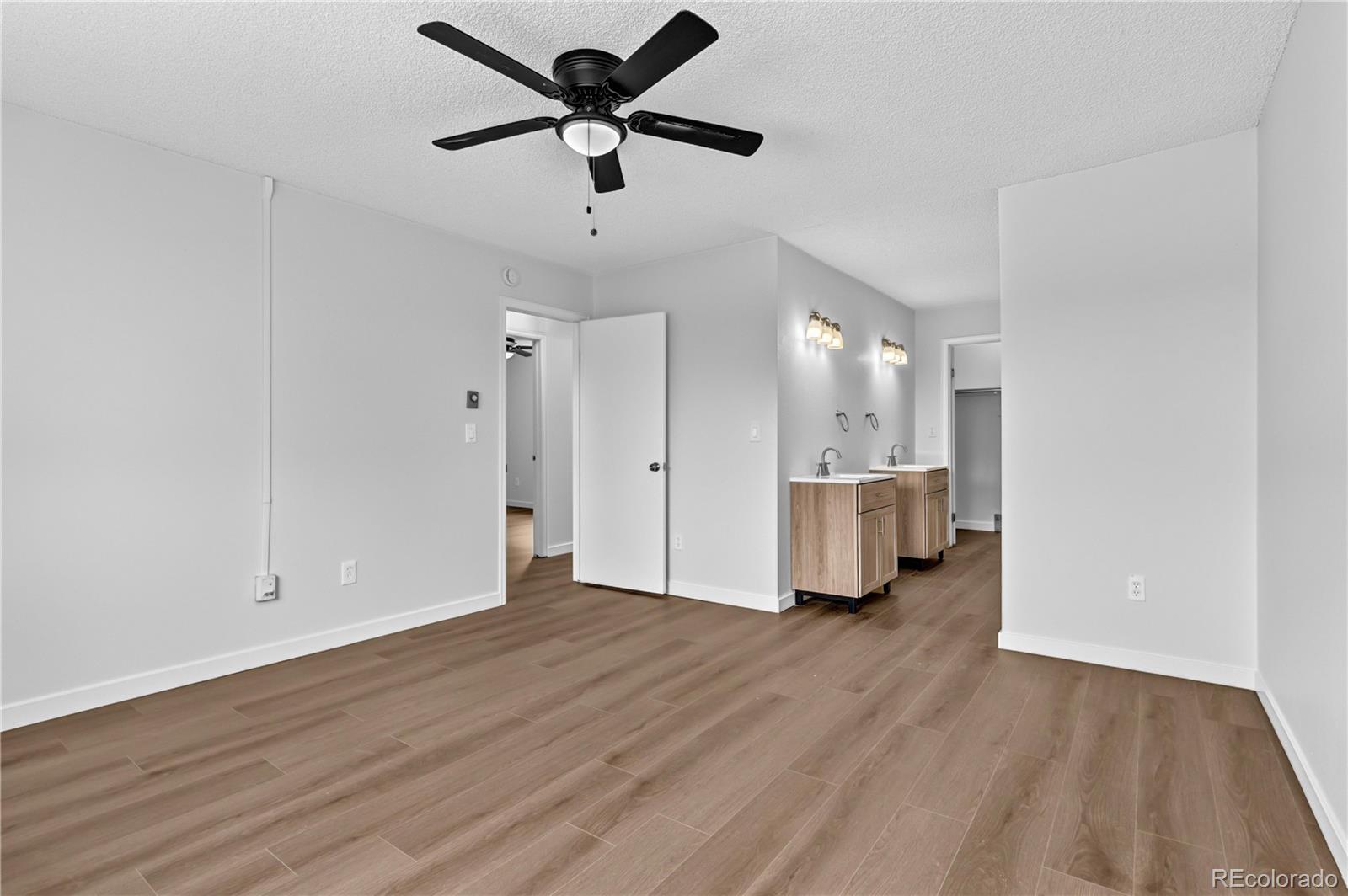 MLS Image #18 for 838 s rifle court,aurora, Colorado