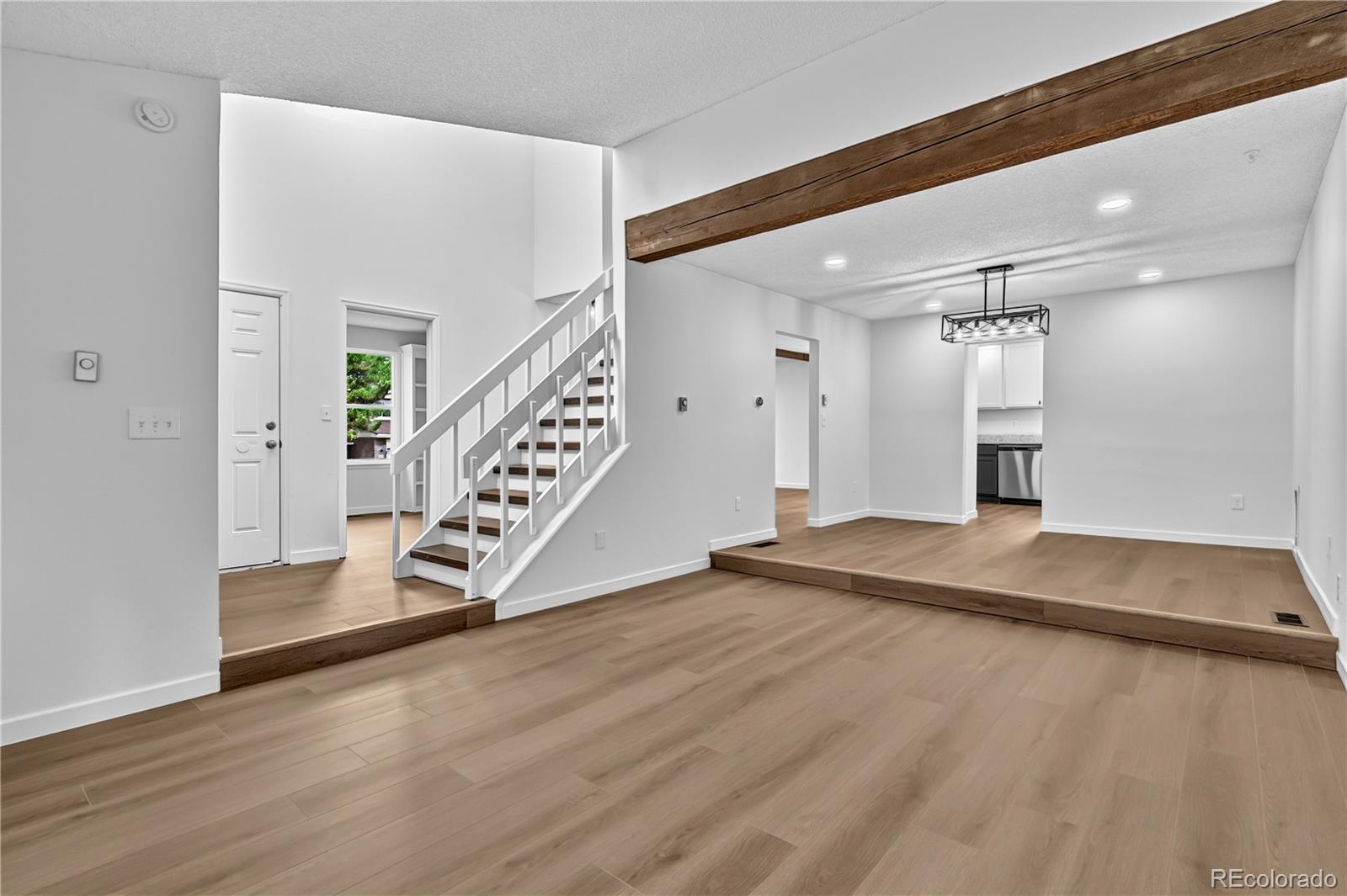MLS Image #6 for 838 s rifle court,aurora, Colorado