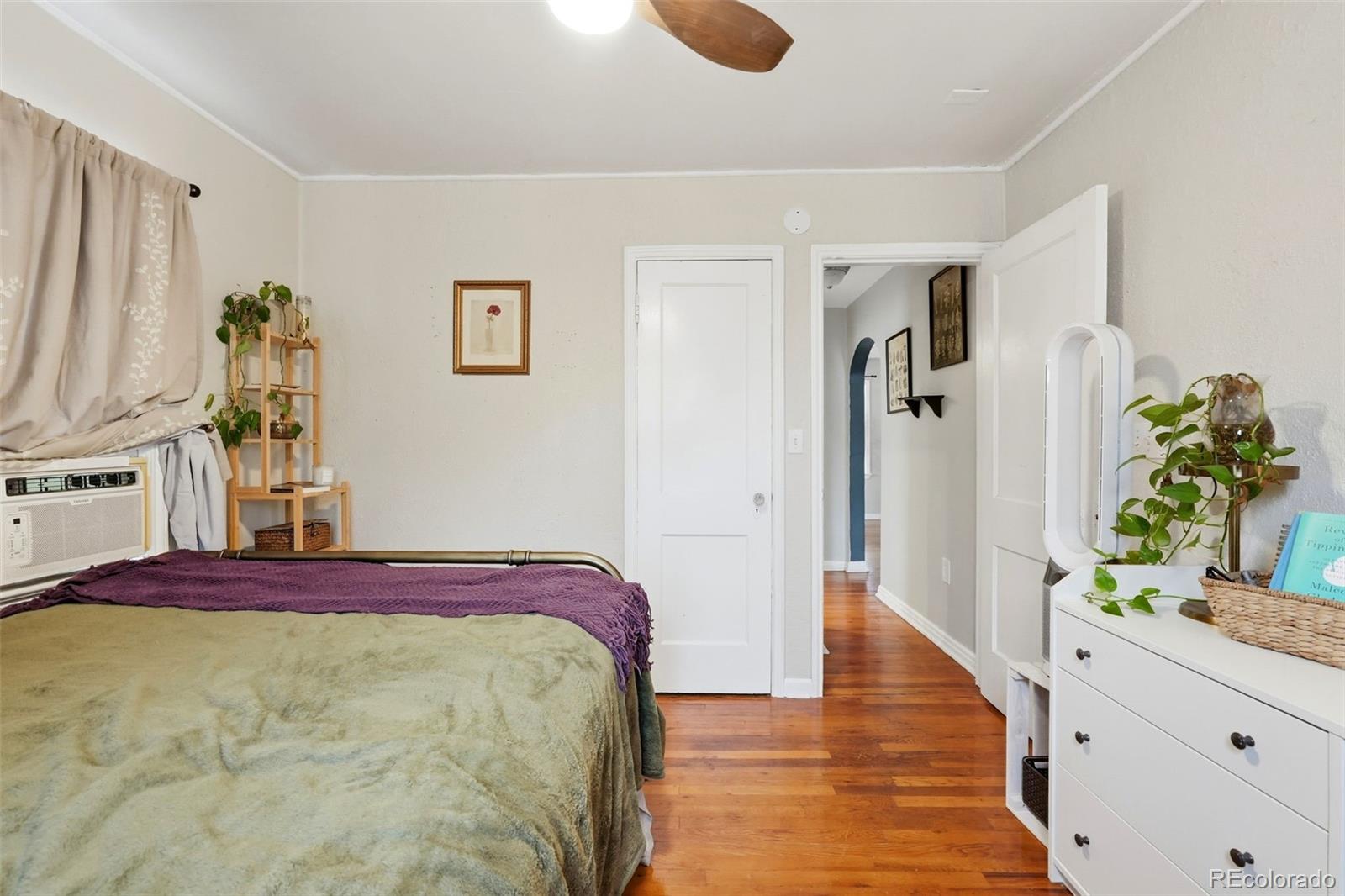 MLS Image #11 for 1815 s cook street,denver, Colorado
