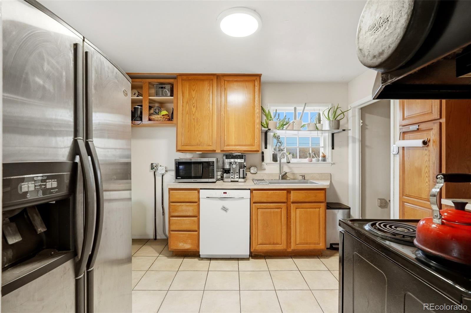 MLS Image #14 for 1815 s cook street,denver, Colorado