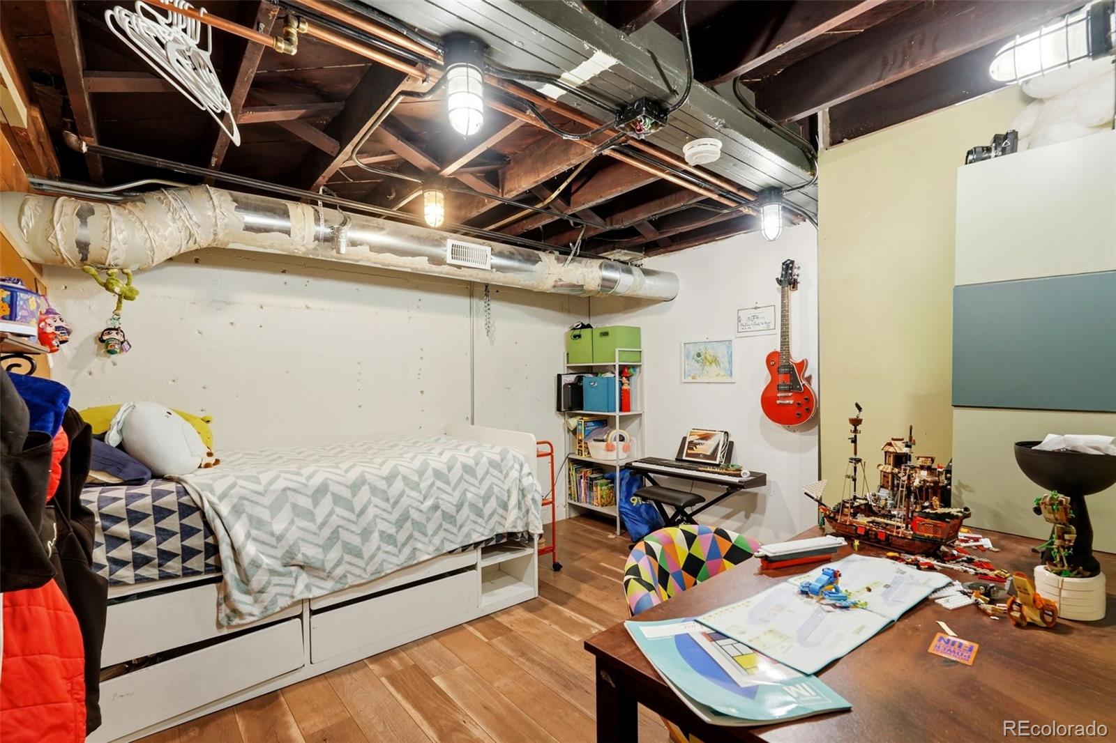 MLS Image #18 for 1815 s cook street,denver, Colorado