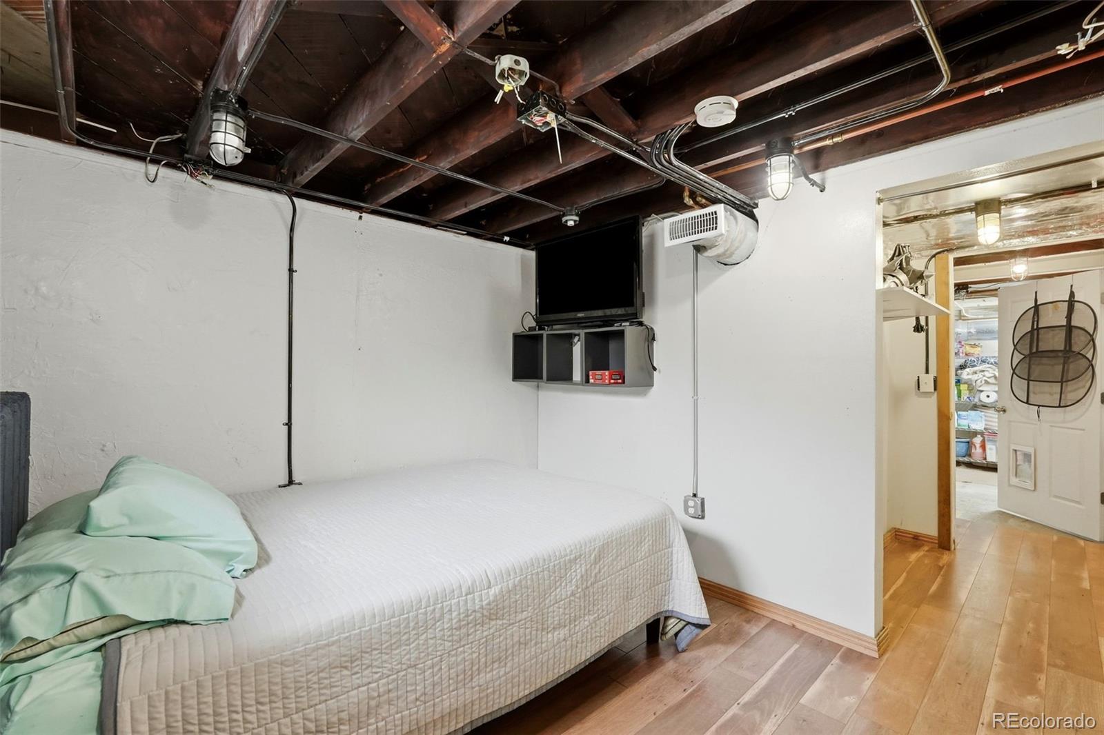 MLS Image #21 for 1815 s cook street,denver, Colorado