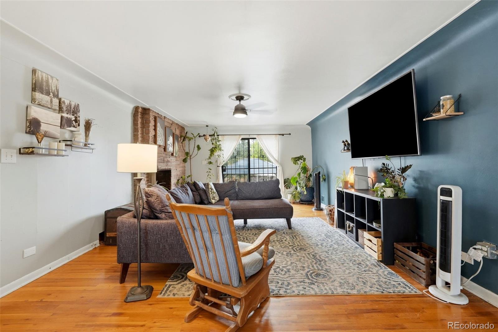 MLS Image #6 for 1815 s cook street,denver, Colorado