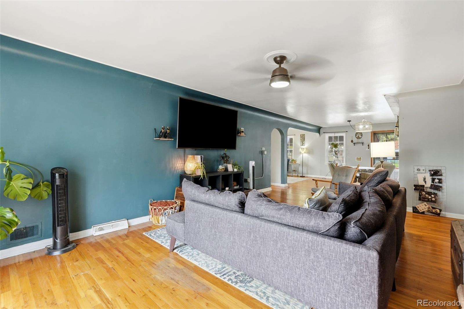 MLS Image #8 for 1815 s cook street,denver, Colorado