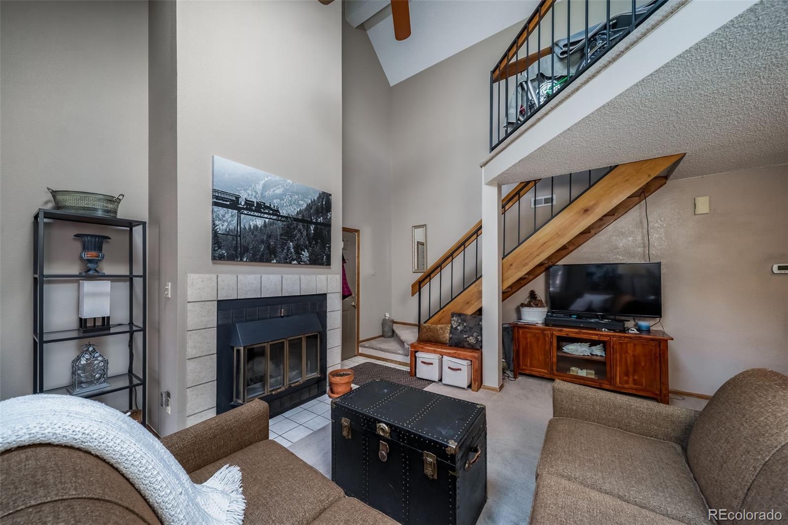 MLS Image #10 for 834 s vance street,lakewood, Colorado