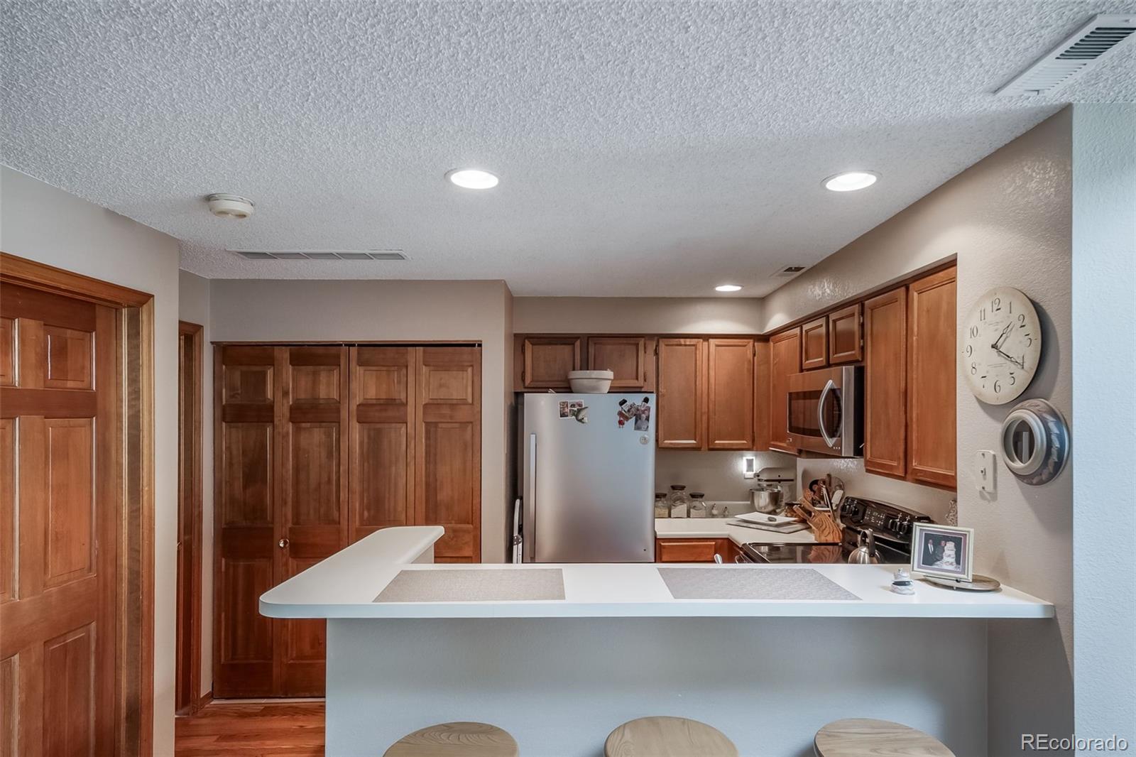 MLS Image #11 for 834 s vance street,lakewood, Colorado