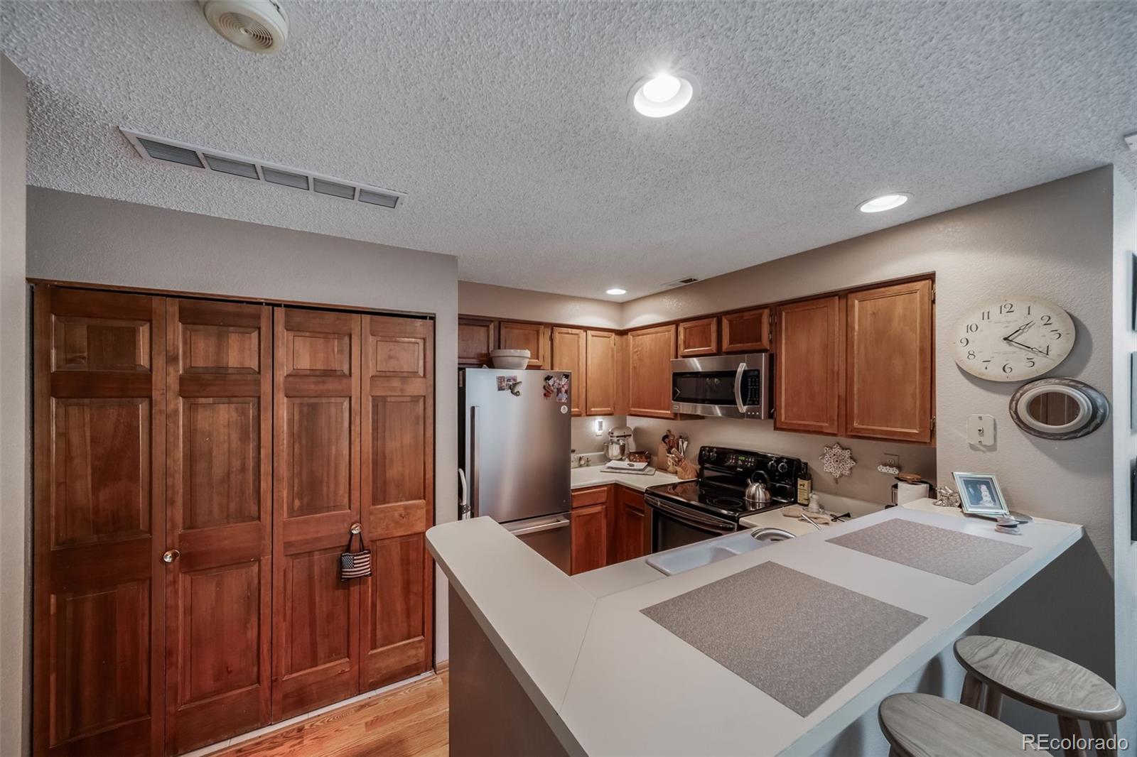 MLS Image #12 for 834 s vance street,lakewood, Colorado