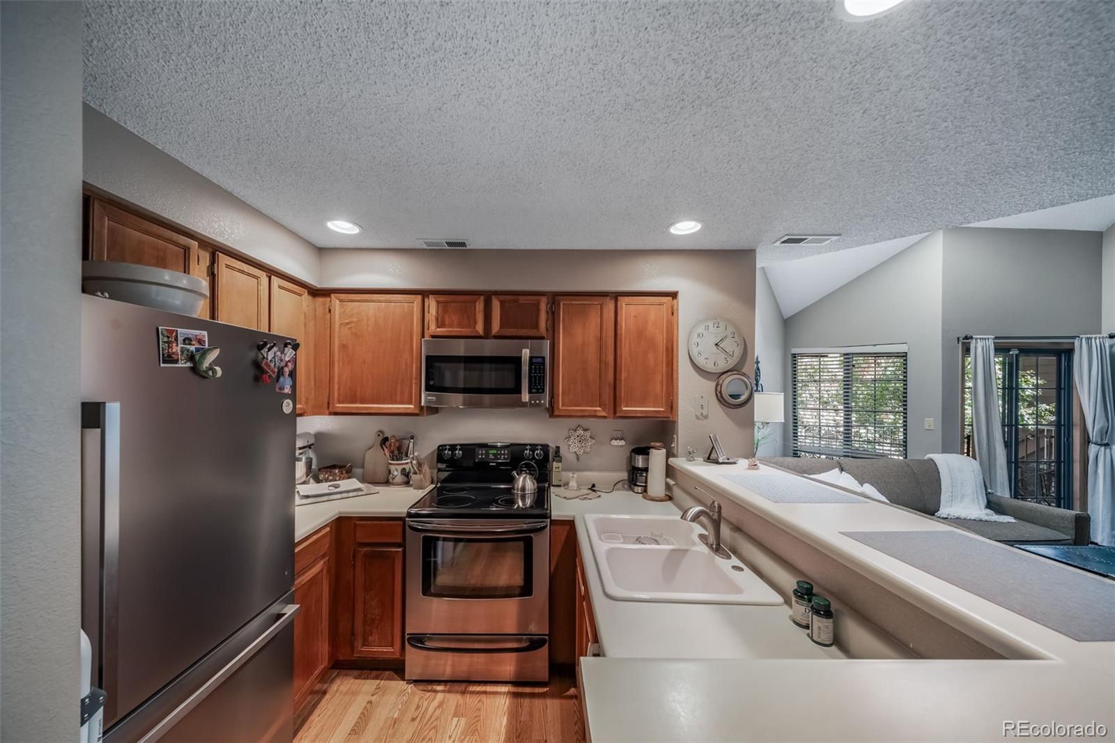 MLS Image #13 for 834 s vance street,lakewood, Colorado