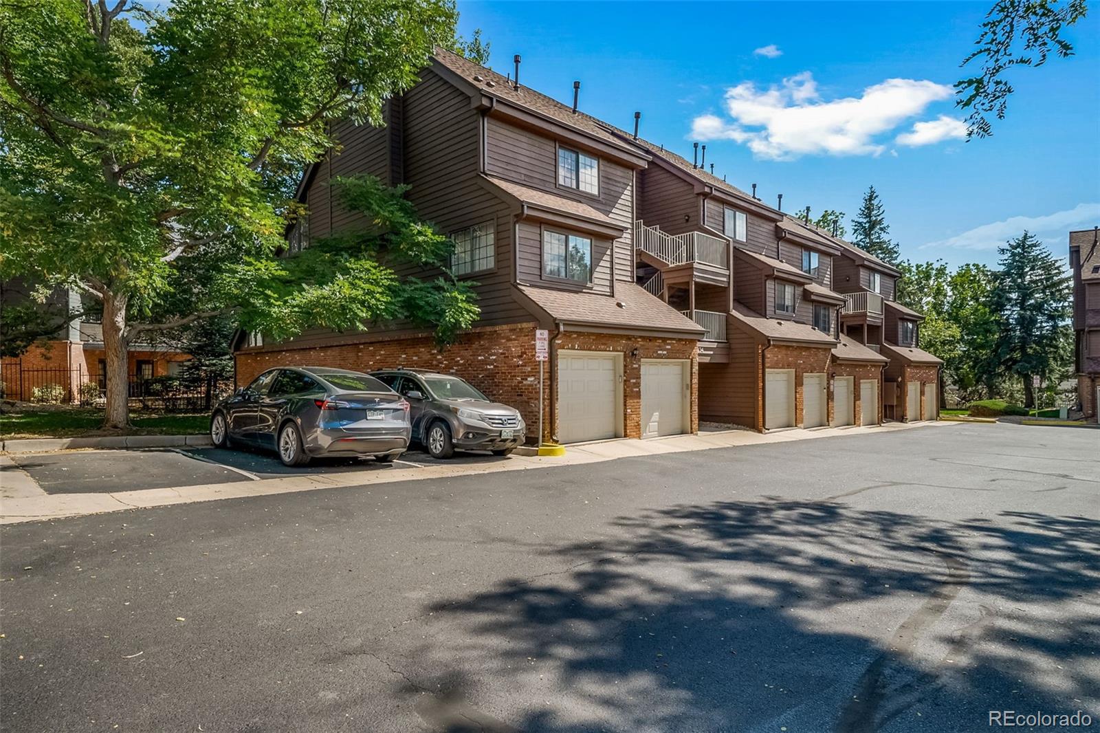 MLS Image #2 for 834 s vance street,lakewood, Colorado