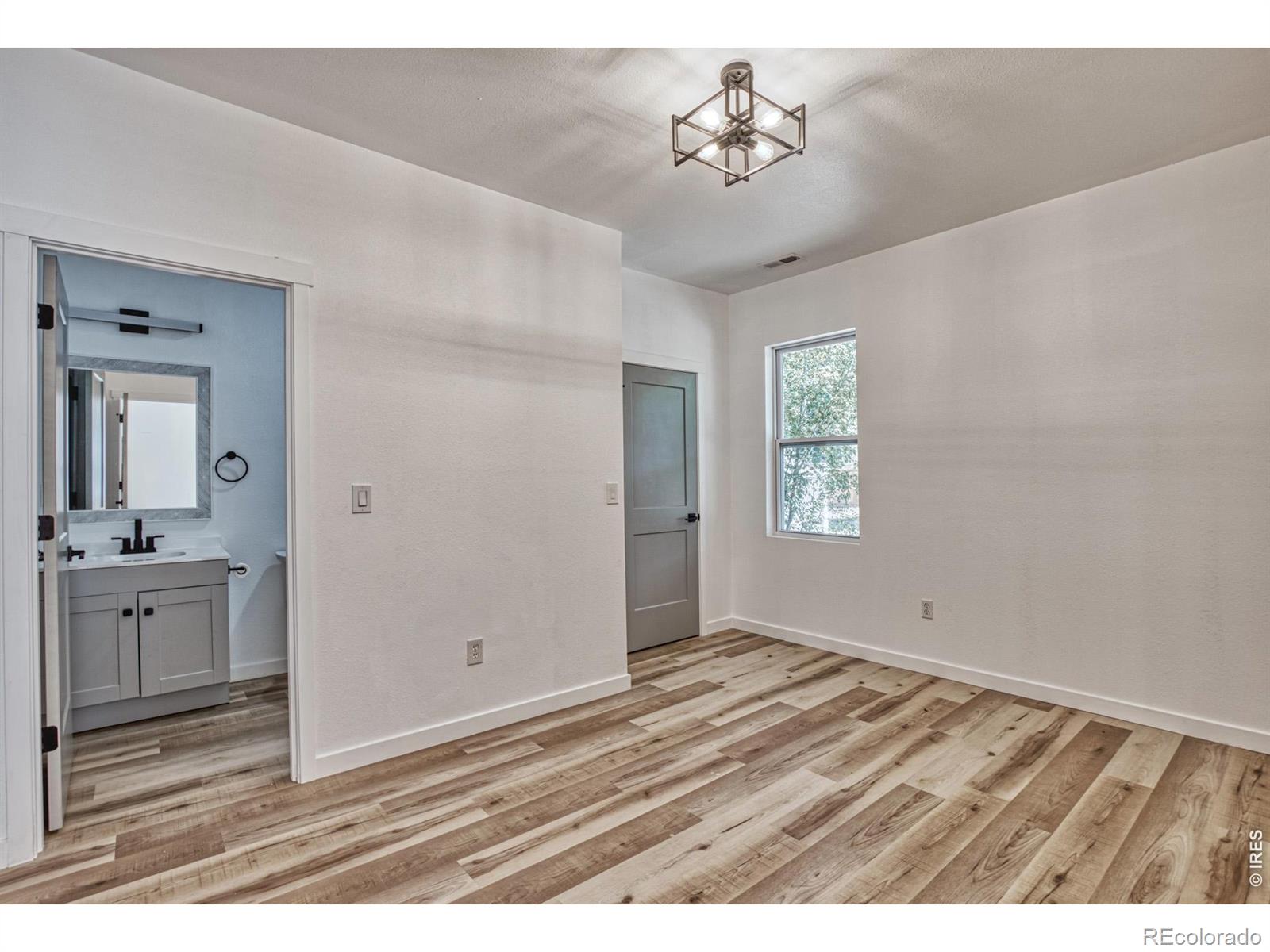 MLS Image #11 for 809  40th street,evans, Colorado
