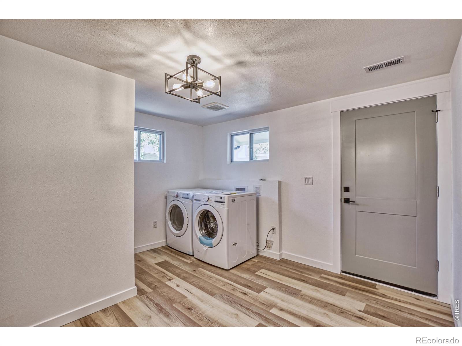 MLS Image #17 for 809  40th street,evans, Colorado
