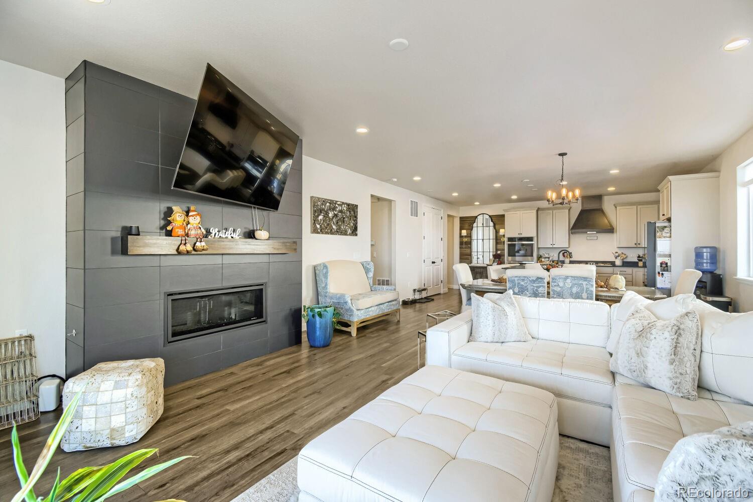 MLS Image #5 for 9838  danube court,commerce city, Colorado
