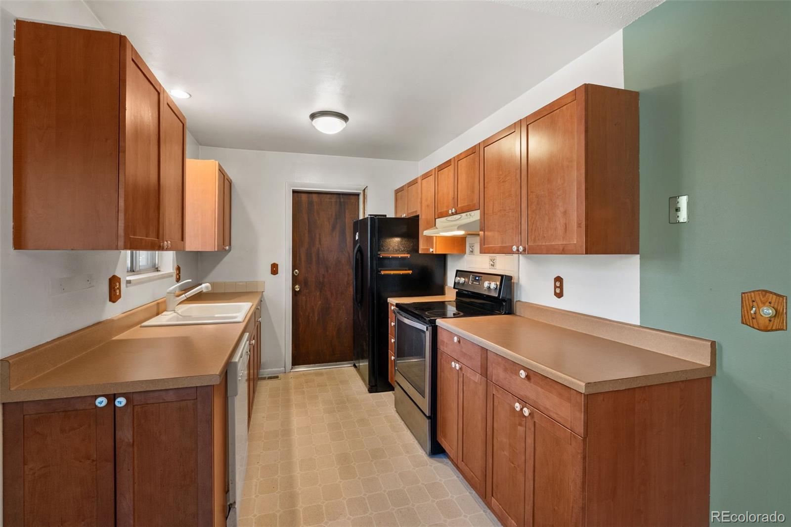 MLS Image #11 for 3702  pearl drive,colorado springs, Colorado