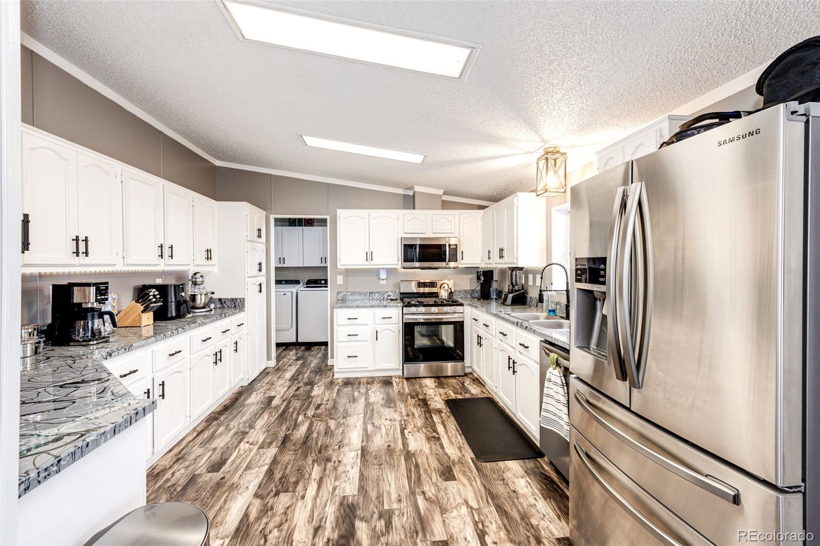 MLS Image #9 for 394 s owens street,byers, Colorado