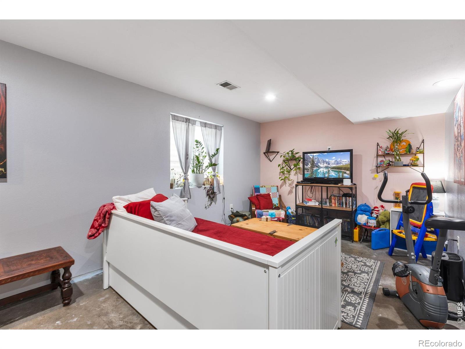 MLS Image #12 for 1029 e 24th st ln,greeley, Colorado
