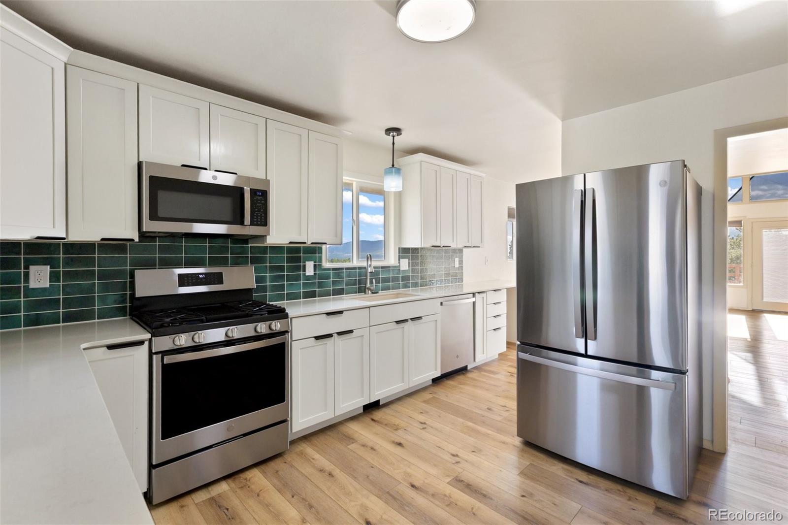 MLS Image #12 for 192  columbine road,florissant, Colorado