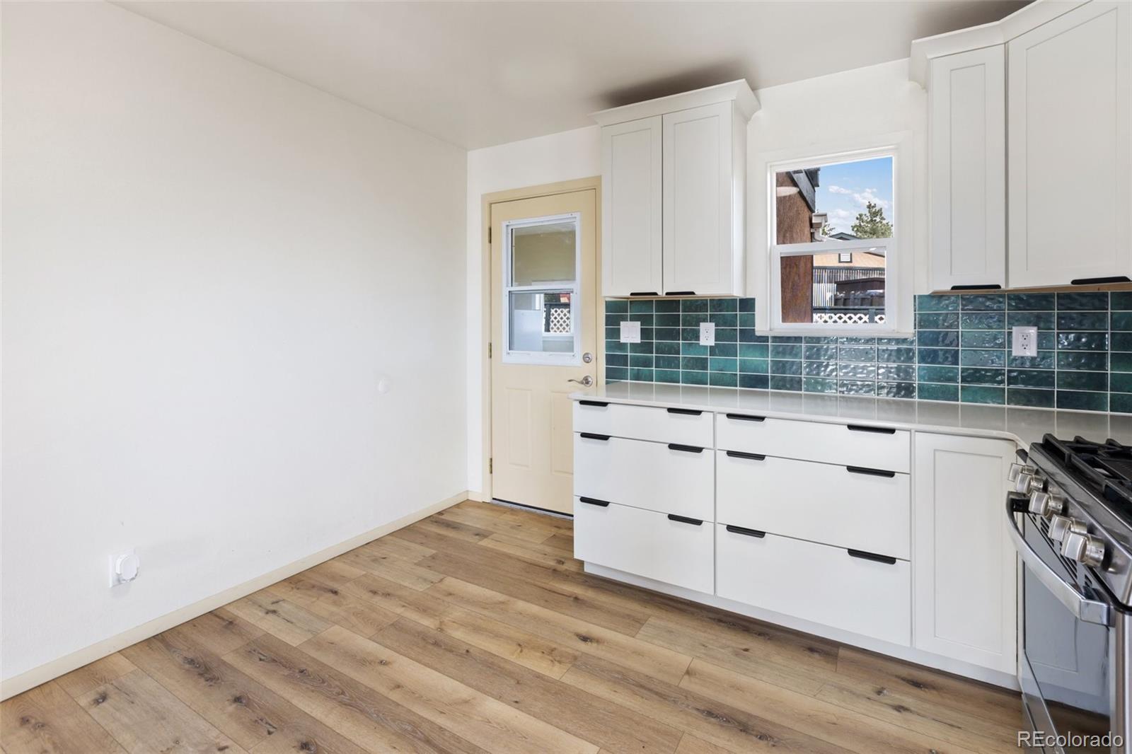 MLS Image #18 for 192  columbine road,florissant, Colorado