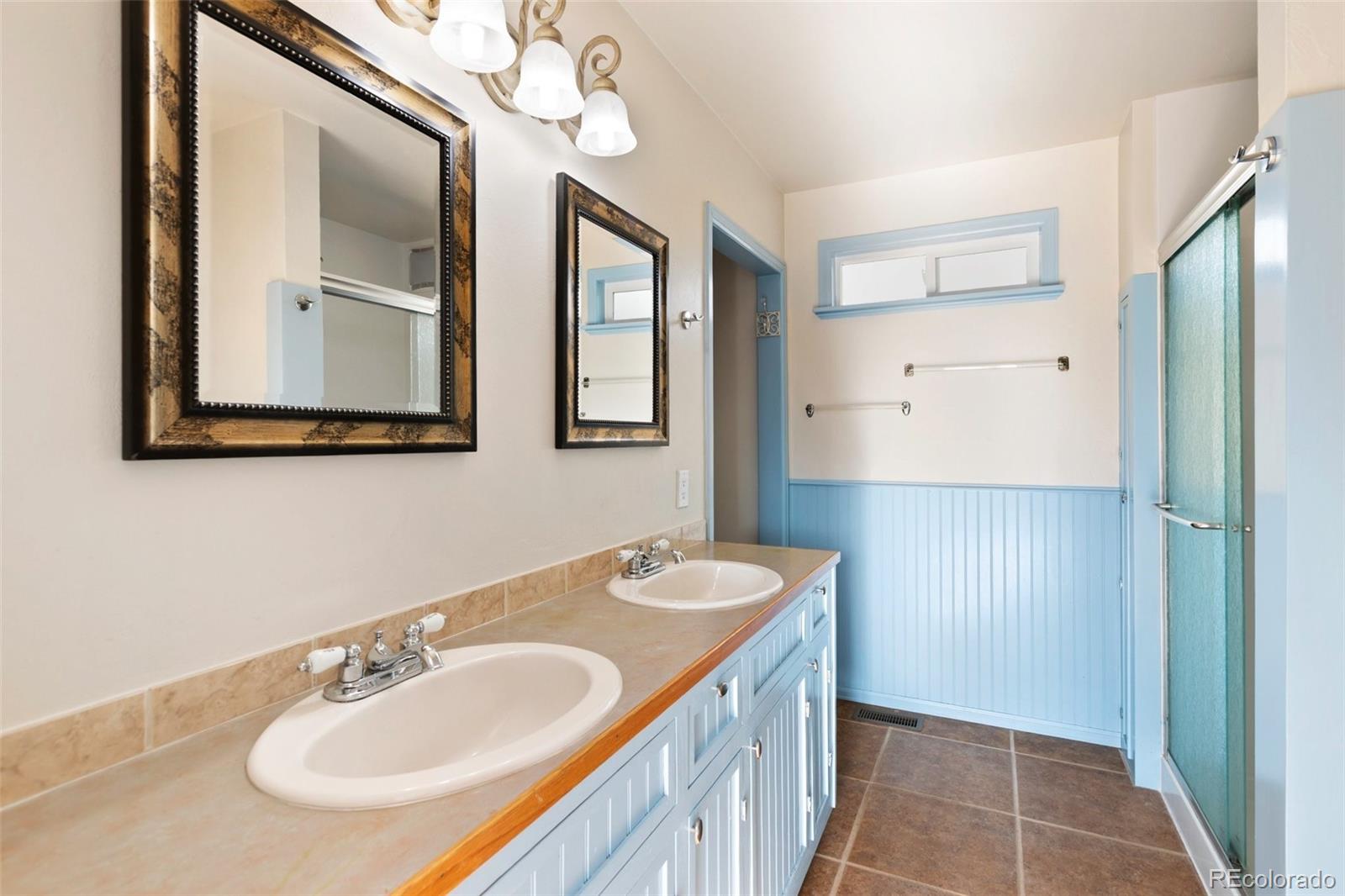MLS Image #23 for 192  columbine road,florissant, Colorado