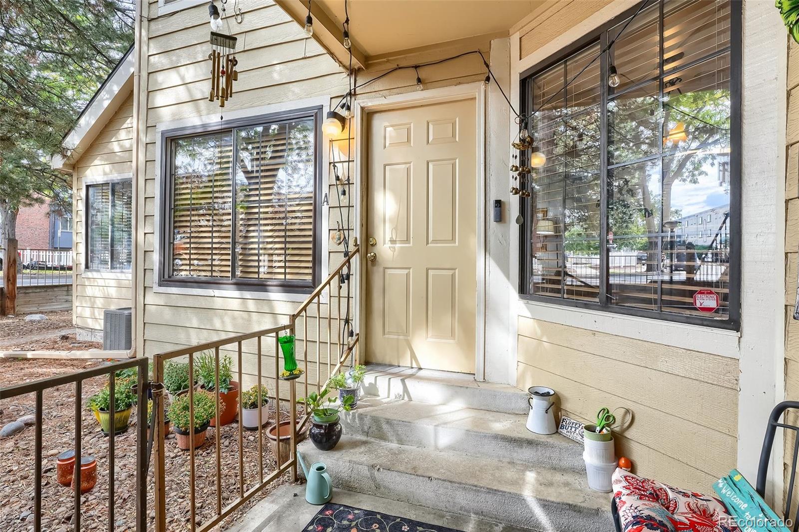 MLS Image #0 for 980 s dahlia street,glendale, Colorado